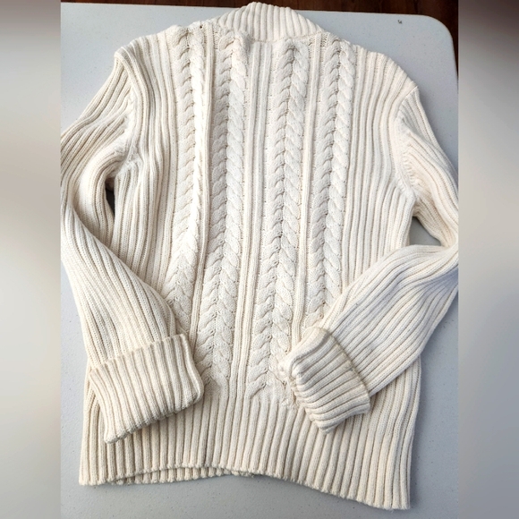 GUC Talbots Thick Cable Sweater w/ Full length zipper. Size S. Read description - Picture 7 of 9